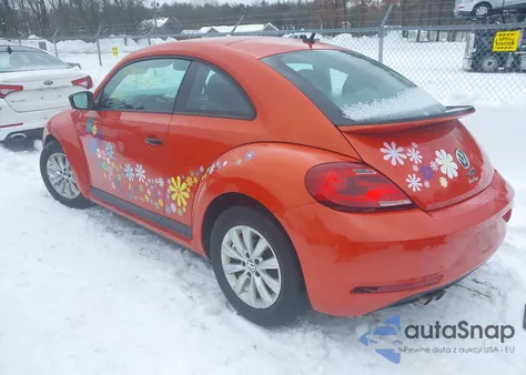 2017 Volkswagen Beetle #Pinkbeetle/1.8T Classic/1.8T S z USA, uszkodzony, nr VIN 3VWF17AT9HM615080